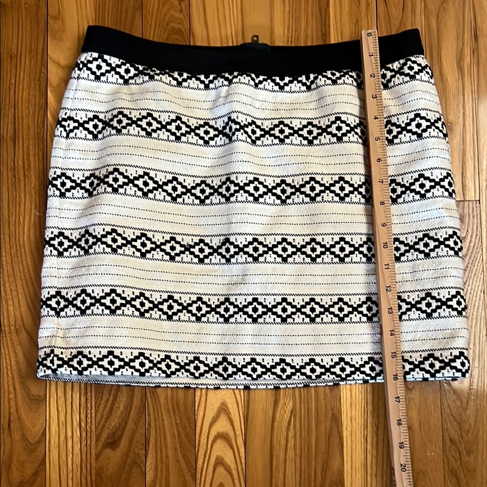 Black and White Patterned Women's Skirt